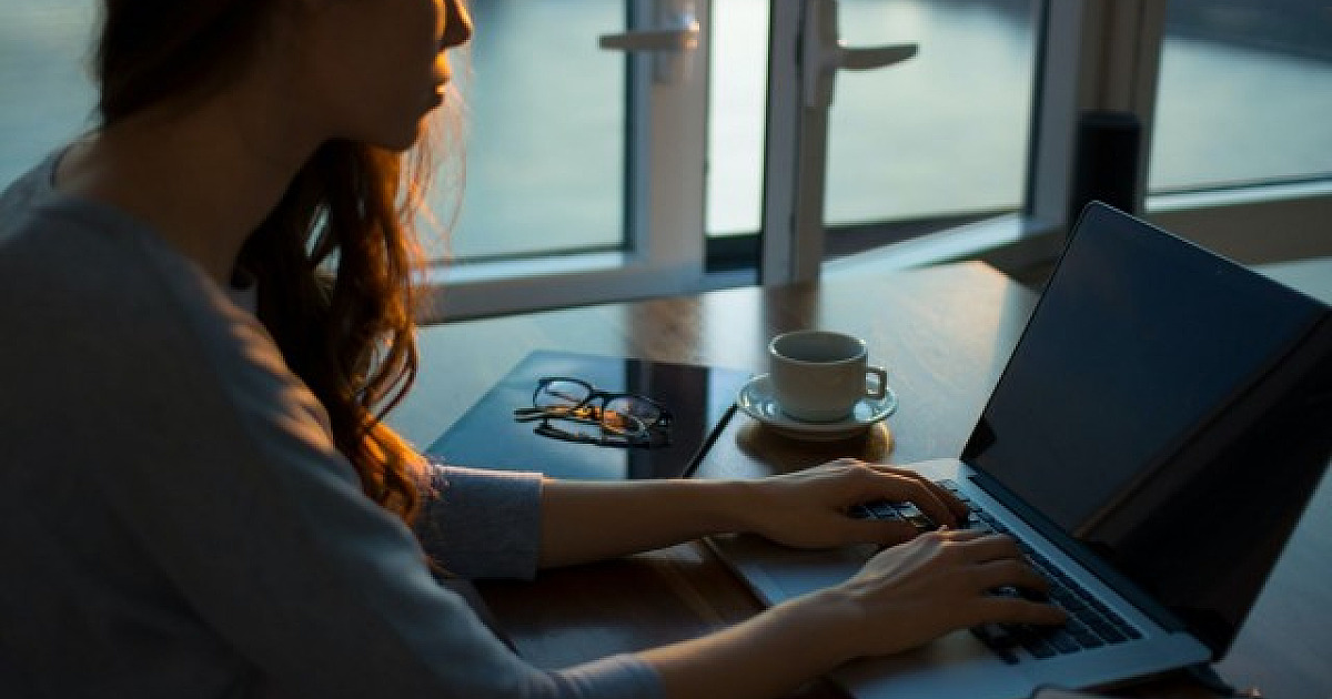 95% dos executivos veem trabalho híbrido como permanente