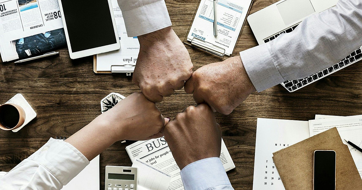 A importância do alinhamento da liderança para um ambiente de trabalho fortalecido