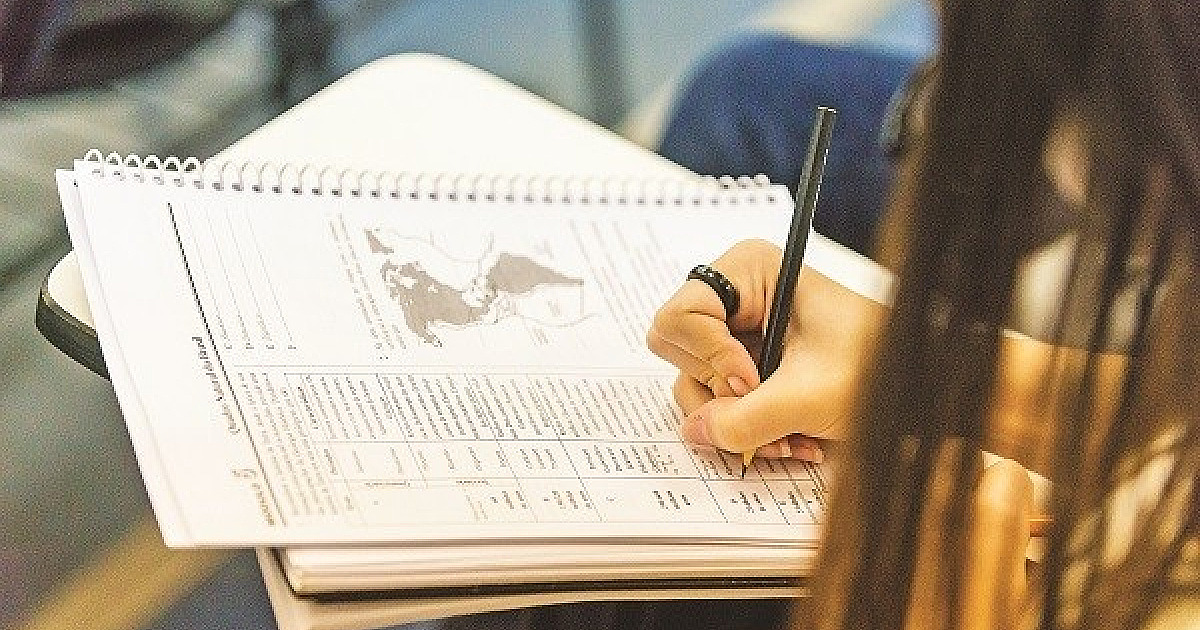 Quarentena é oportunidade para alunos focarem em Enem, diz professora