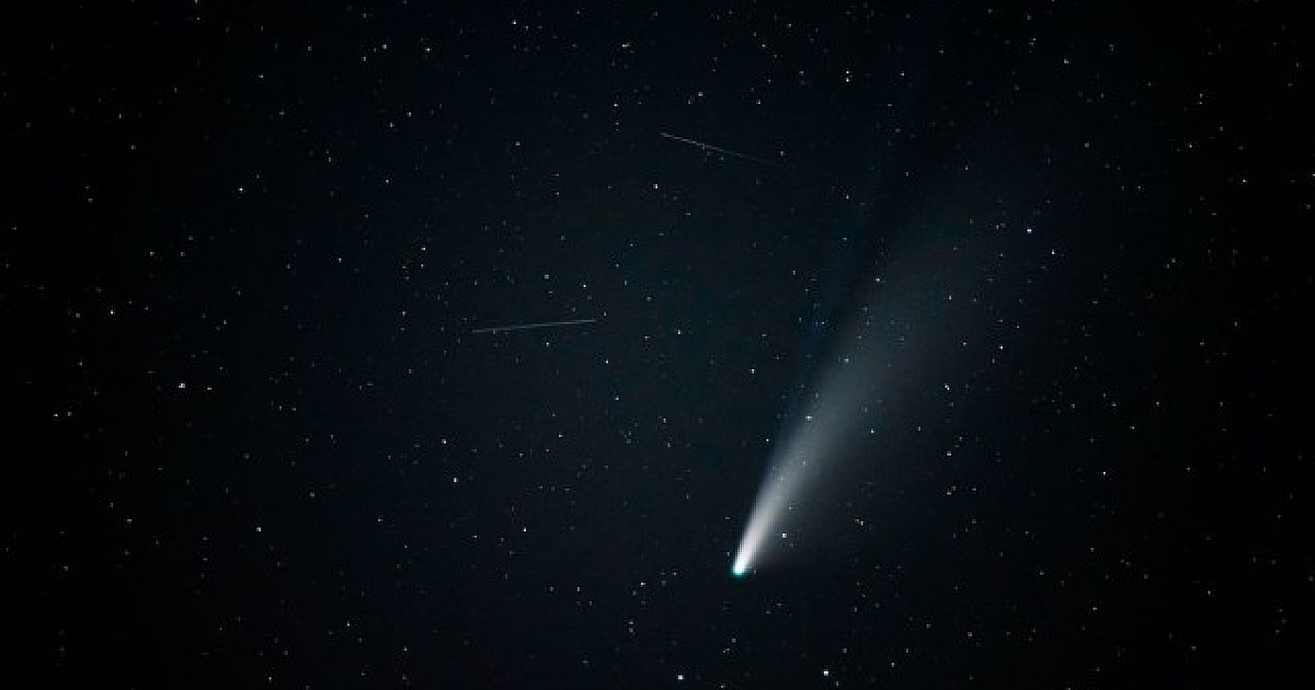 Setembro terá eclipse parcial da Lua e 'cometa do século'