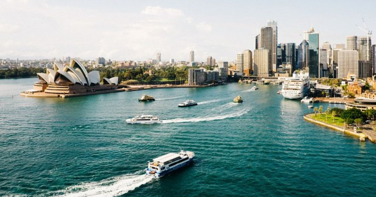 Austrália reabre fronteiras para turistas vacinados