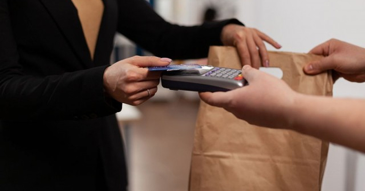 Black Friday: Procon-SP orienta consumidores para evitar cair em golpes