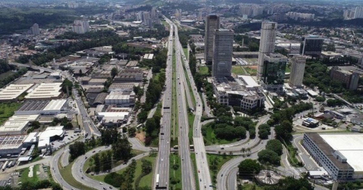 Aniversário de São Paulo: Mais de 710 mil veículos devem passar pelo sistema Castello-Raposo no feri