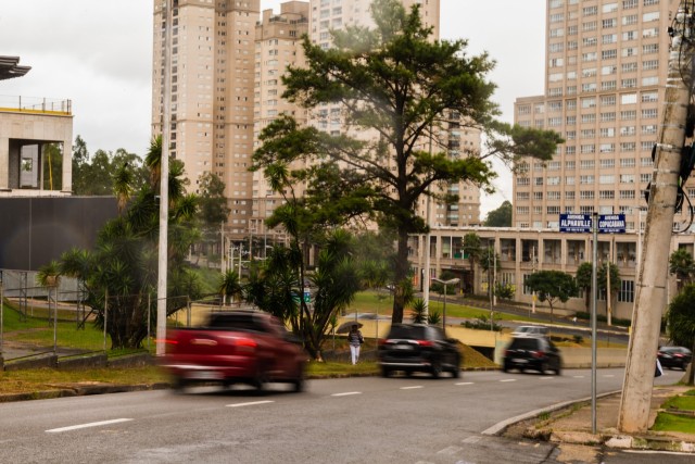 Moradores recebem alerta sobre ativação de radares em Barueri