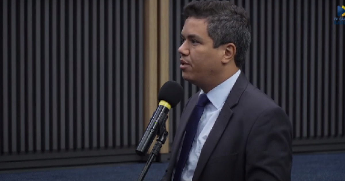 Com ataques pelo Brasil, vereador de Barueri propõe implantação de detectores de metais nas escolas