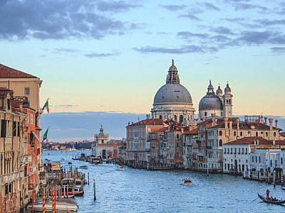Veneza irá cobrar taxa de turistas para entrar na cidade a partir de 2023