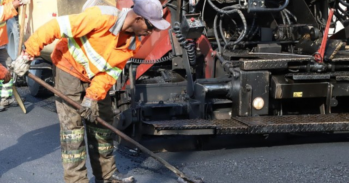 Prefeitura de Barueri realiza o recapeamento de vias em Alphaville