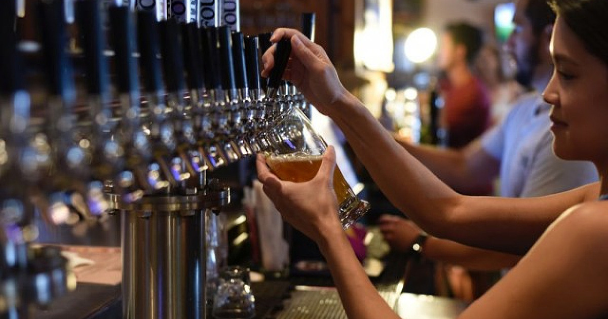 Choripan de Alphaville oferece chope gratuito neste domingo (30)