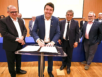 Prefeito Cezar assinou convênio no dia 1/12