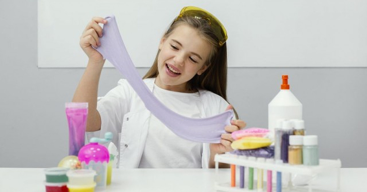 Espaço Arqos terá oficina de slime neste sábado (12)