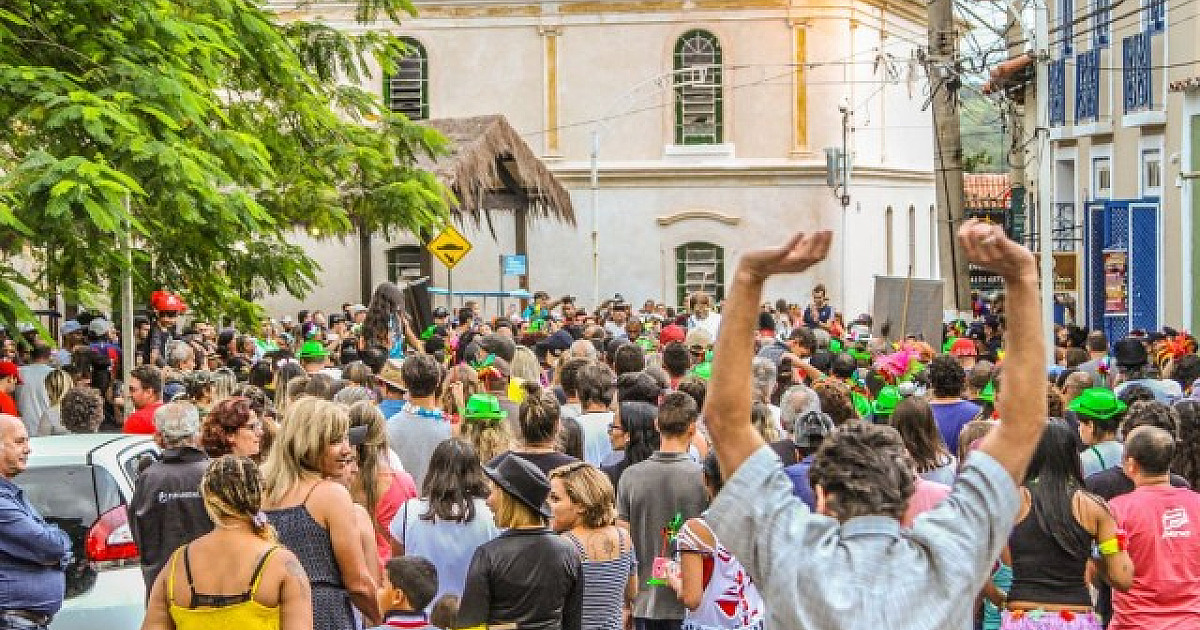 Municípios já esquentam os
tamborins para celebrar o Carnaval