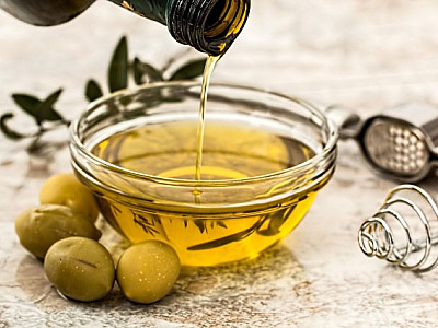 Anvisa suspende vendas de azeite, molho, champignon e polpa de fruta