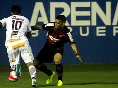 Oeste vence encerra jejum de 50 dias na Arena Barueri