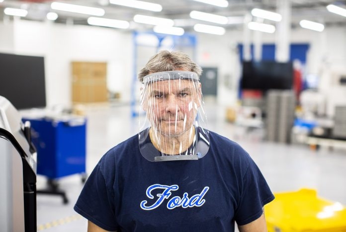 Ford vai produzir máscaras de proteção em suas fábricas no Brasil