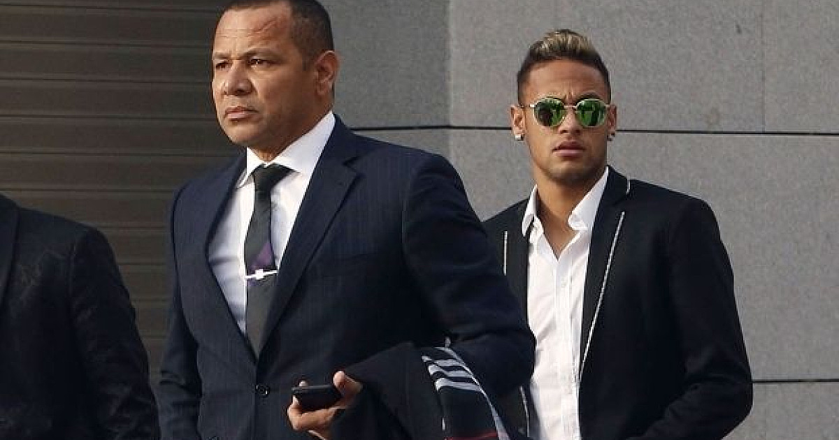 Mansão da família de Neymar vira alvo de ação judicial em Alphaville