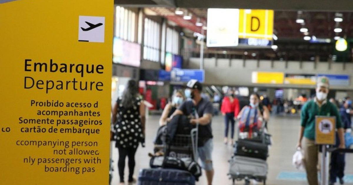 Anvisa aprova fim da obrigatoriedade de máscaras em aviões
