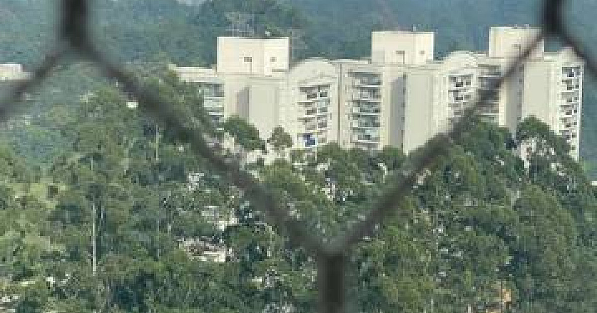 Moradora de Alphaville flagra balão sobrevoando próximo ao residencial Bosques do Tamboré