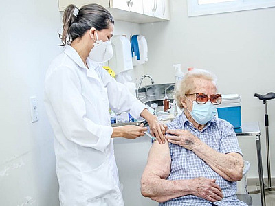Parnaíba promove campanha de vacinação contra a Covid-19 e Influenza neste fim de semana