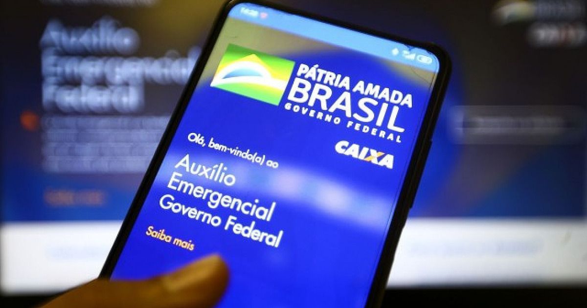 Governo estuda “imposto temporário” para bancar auxílio