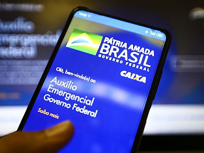 Governo estuda “imposto temporário” para bancar auxílio