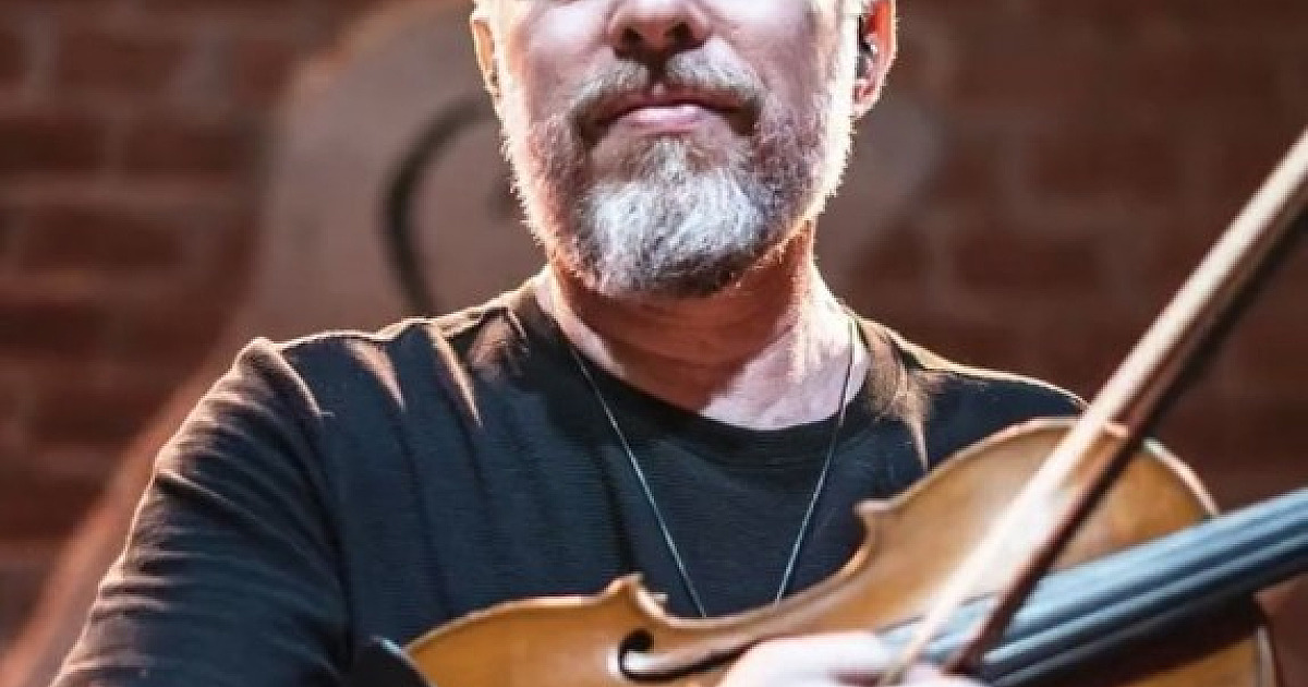 Nicolas Krassik​ fará apresentação de forró instrumental​ na Praça das Artes de Barueri