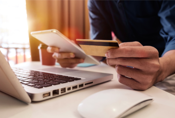 Efetuar compras online é preferência de 74% dos consumidores brasileiros