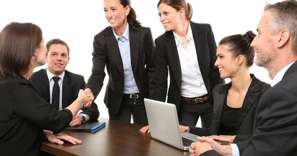 Participação de mulheres no mercado de trabalho tem quinto ano de alta
