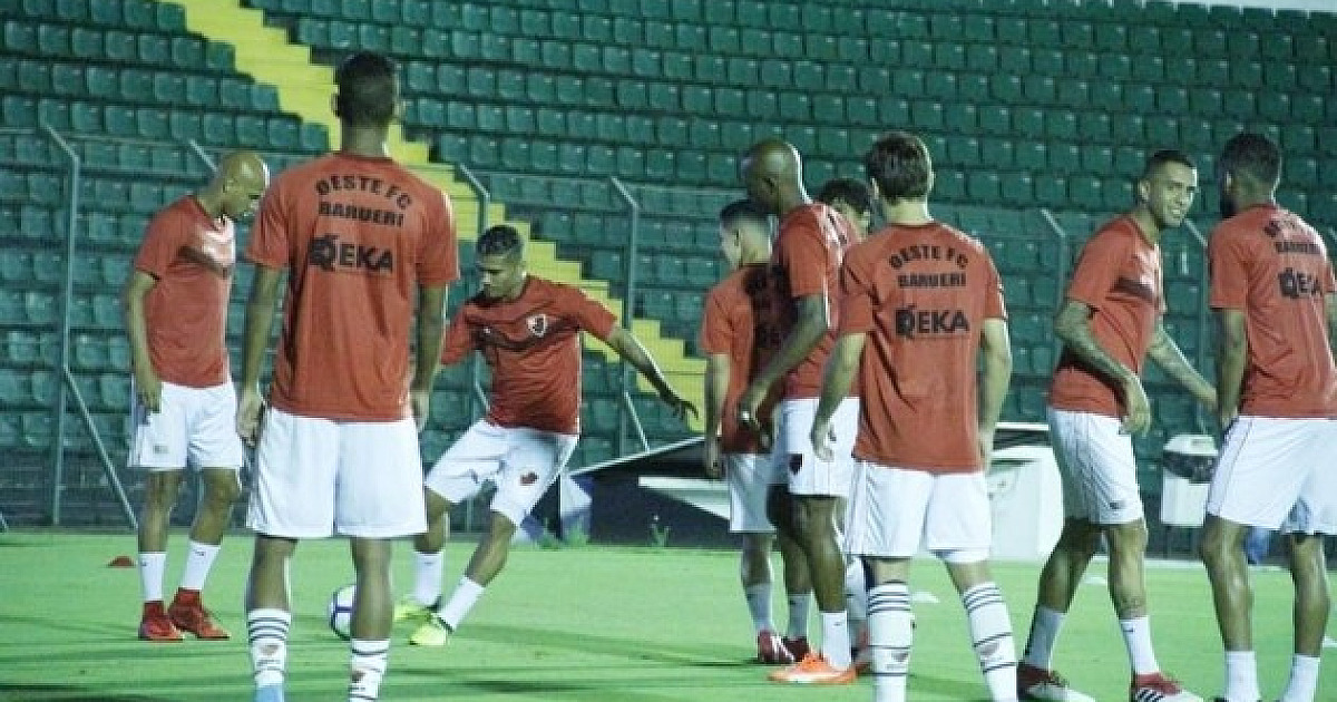 Fora do G4,Oeste tenta reabilitação em Diadema
