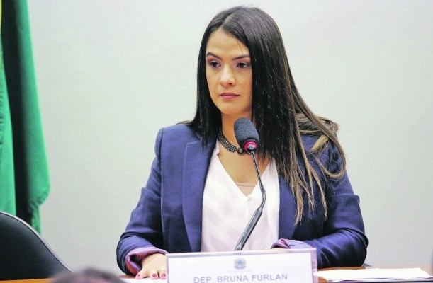 Mais de 46% das federais disputaram em 2014, diz pesquisa