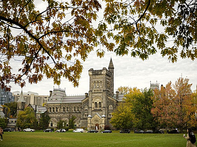 Universidade no Canadá abre inscrições de bolsas de estudo para brasileiros