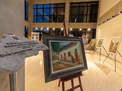 Exposição "Mariazinha Fernandes: 10 anos de saudades" acontece até o dia 27 em Santana de Parnaíba