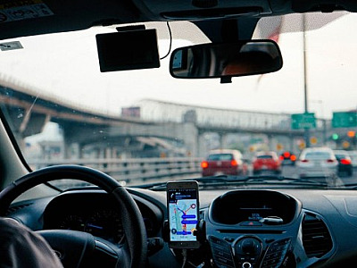 Uber lança novas funcionalidades em aeroportos brasileiros