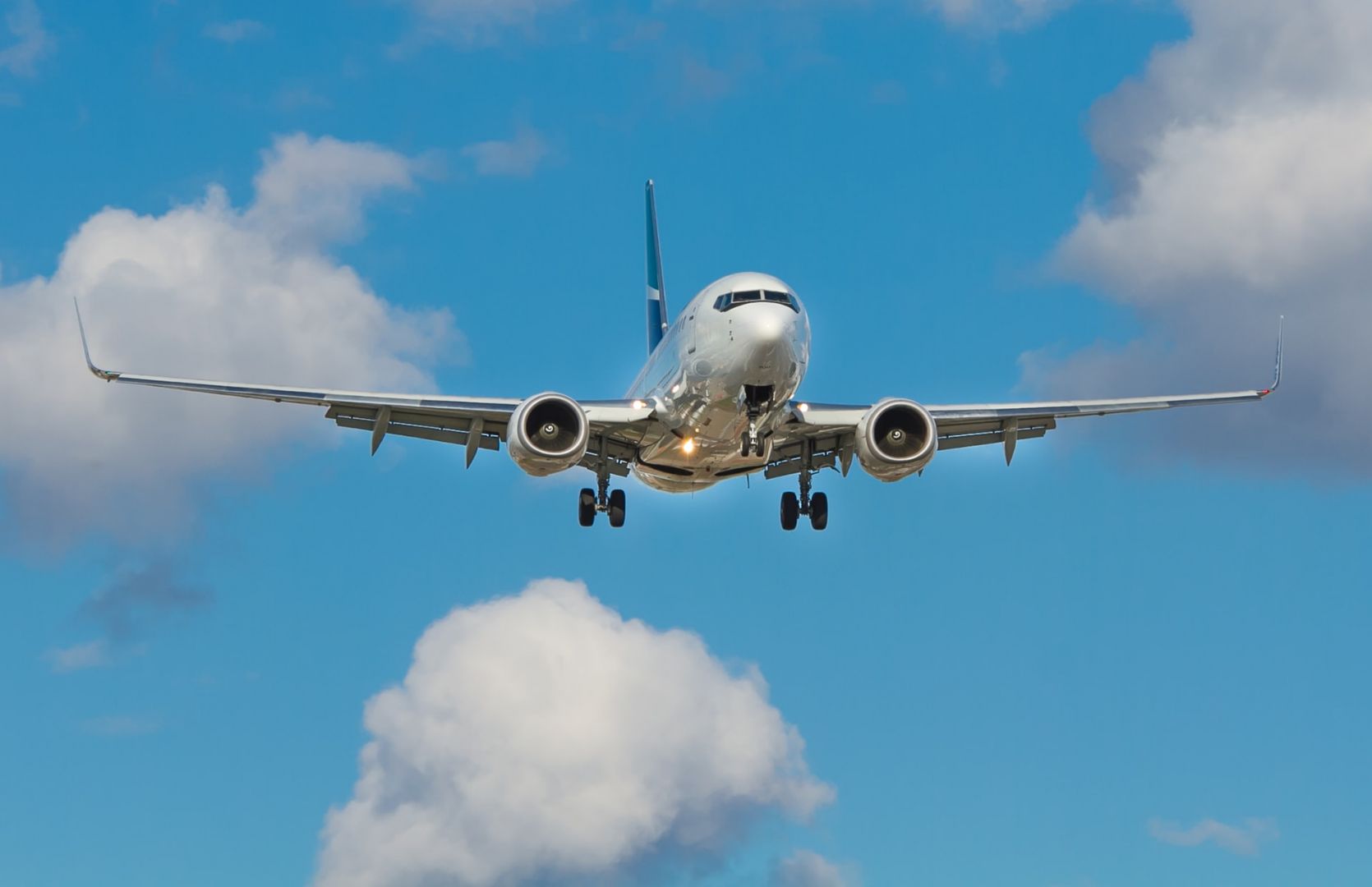 Governo permite aéreas com capital total estrangeiro