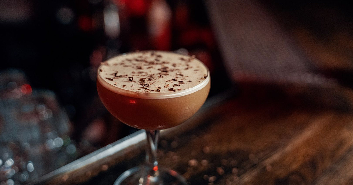 5 drinks diferentões com chocolate para fazer em casa