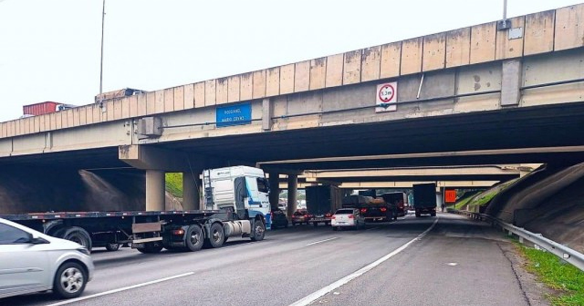 CCR RodoAnel realiza obras de correção de gabarito do viaduto no Rodoanel em Barueri