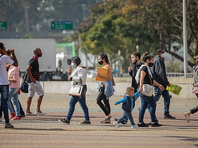Barueri e Santana de Parnaíba chegam ao terceiro ano de pandemia da Covid-19 com redução nos novos c