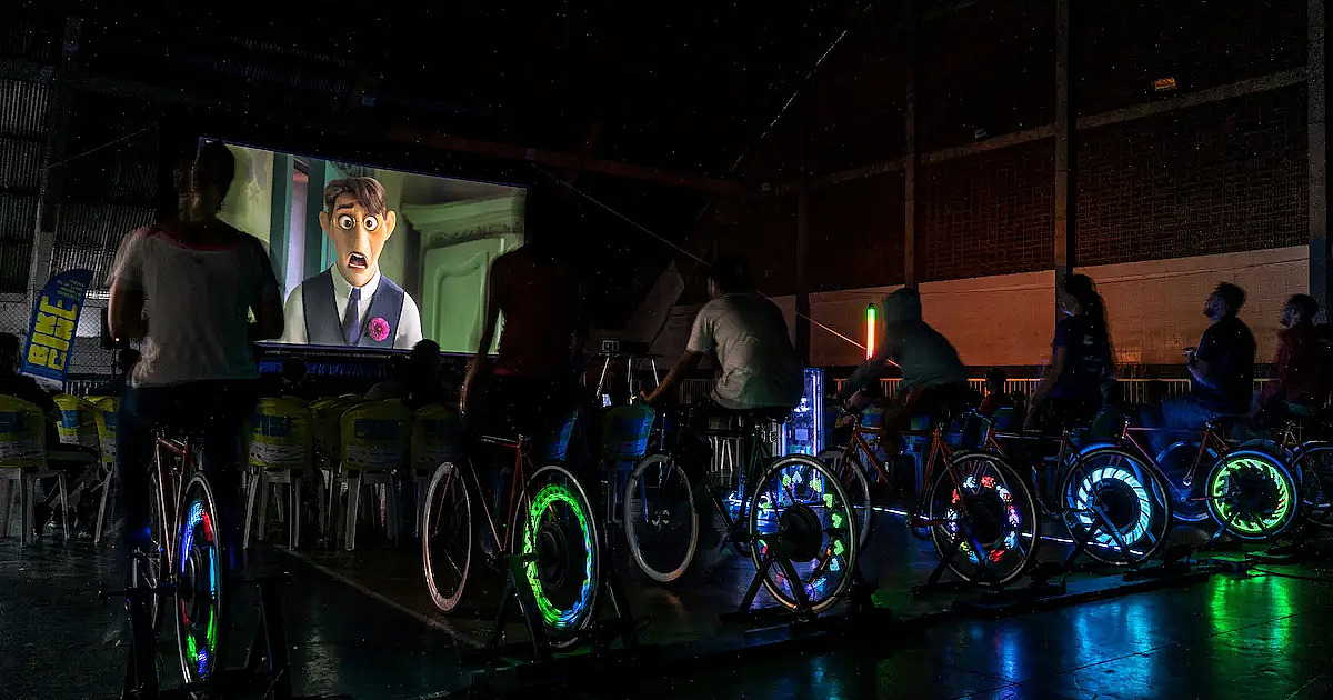 Bike Cine chega a Barueri com cinema movido a bicicletas