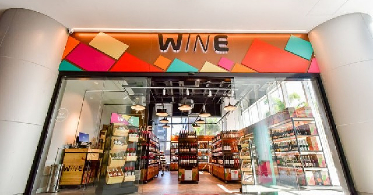 Loja da Wine em Alphaville celebra aniversário com happy hour para clientes
