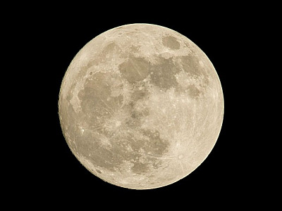 'Lua Cheia Rosa' poderá ser vista nesta terça-feira (23) no Brasil