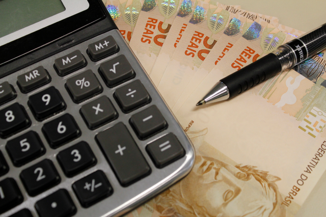 47% dos jovens da Geração Z não controlam as finanças