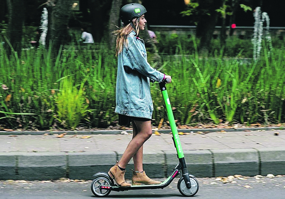 Para melhorar o trânsito, prefeitos não descartam patinetes elétricos como solução