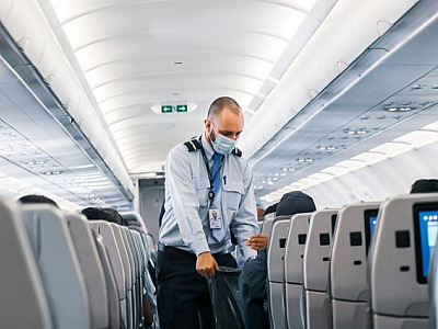 Máscaras deixam de ser obrigatórias em aviões e aeroportos, decide Anvisa