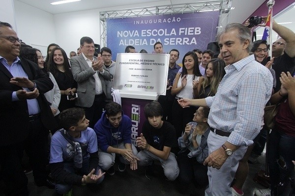 Furlan anuncia criação de 400 para para maternais