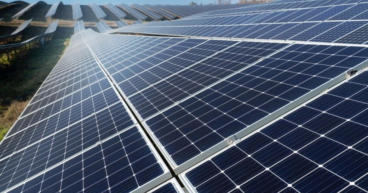Consumidores podem buscar financiamento para projetos fotovoltaicos em imóveis