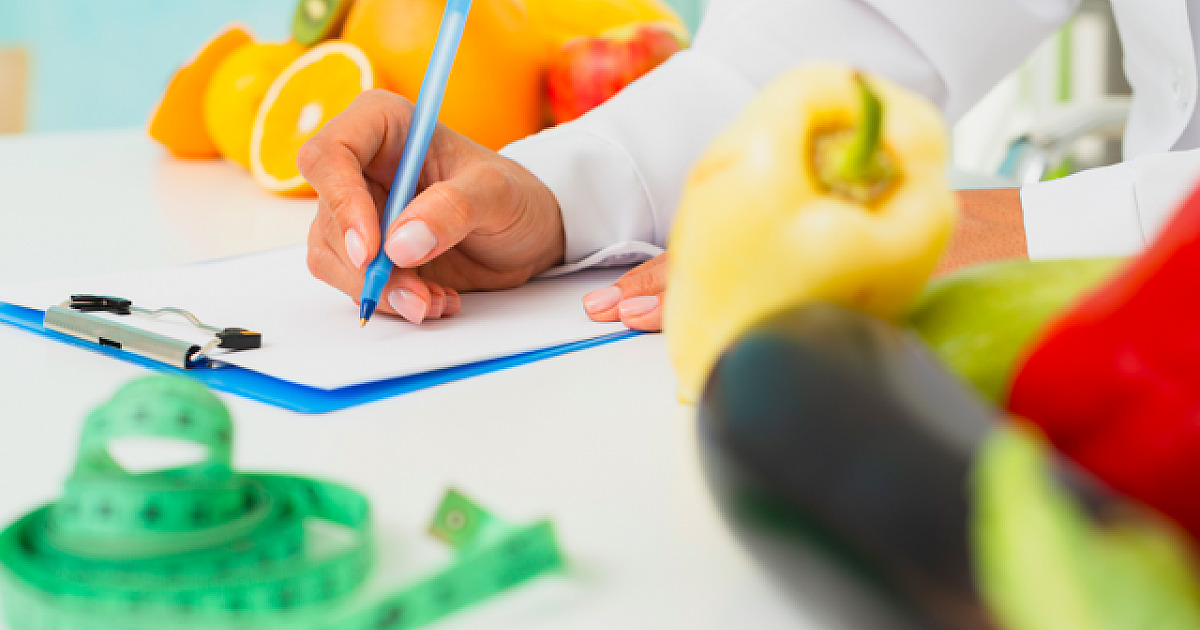 Morador de Alphaville faz denúncia sobre médicos atuando como nutrólogos sem especialização
