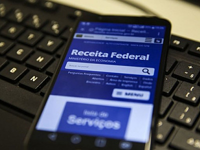 Imposto de Renda 2025: Receita Federal libera programa para declaração