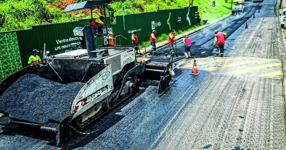 Prefeitura de Santana de Parnaíba realiza recapeamento asfáltico em via de Alphaville