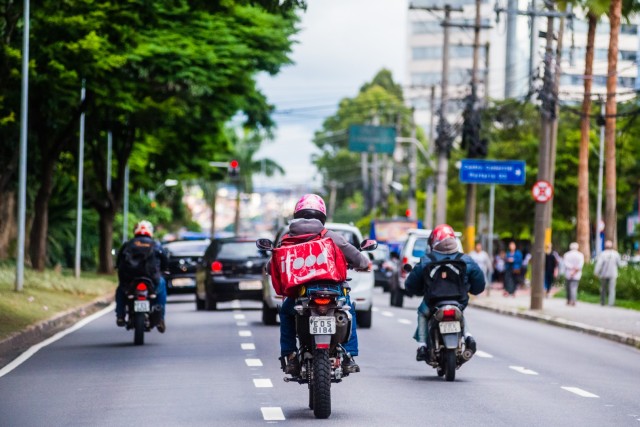 iFood prevê entrega de compras de supermercado em Barueri e Parnaíba