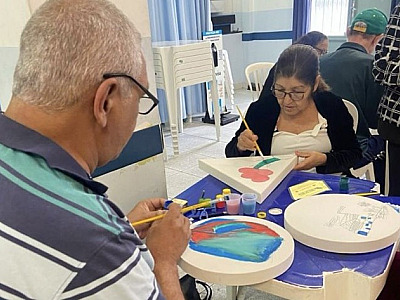 Grupo Vida Brasil realiza campanha para arrecadação de roupas