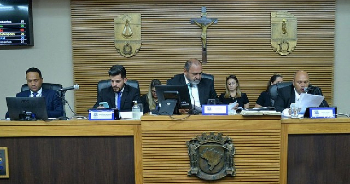 Câmaras voltam com vereadores de olho na reeleição